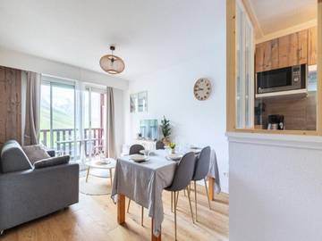 Gîte pour 6 personnes, avec balcon, adapté aux familles à Germ