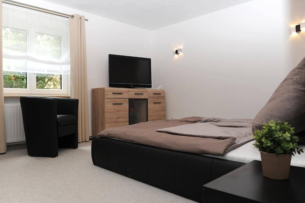 Ganze Wohnung, Attraktive Fewo zwischen München, Tegernsee und Bad Tölz - Wlan kostenlos in Sauerlach, Oberbayern