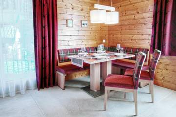 Gîte pour 6 personnes, avec jardin et balcon, adapté aux familles à Brand