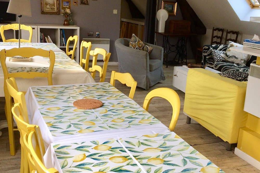 La Taniere totale du Loup garou, whole house. in Bléré, Tours und Umgebung