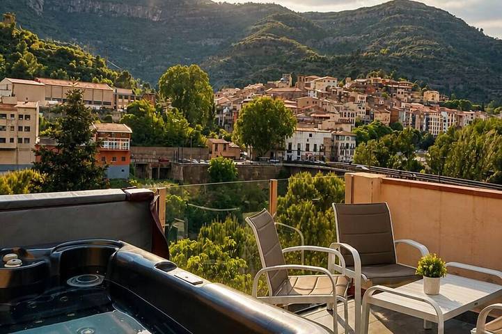 Holiday apartment for 7 people, with hot tub and sauna as well as balcony - 1