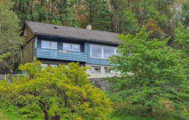 Location de vacances pour 8 personnes, avec jardin et terrasse dans Eidfjord