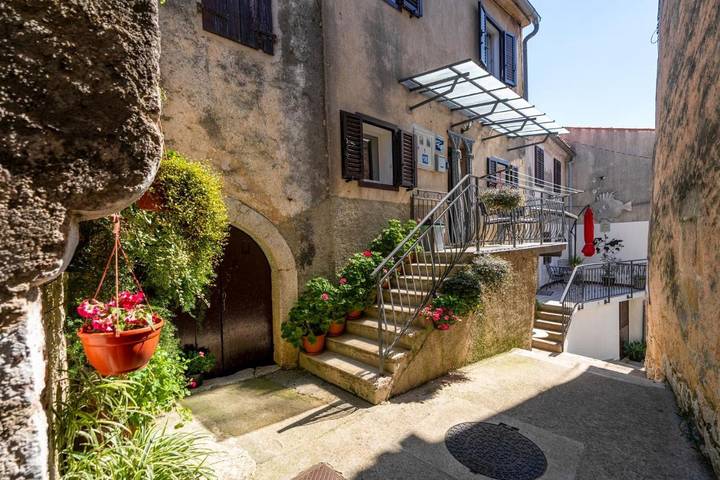 Ferienhaus für 6 Personen, mit Balkon und Terrasse in Kroatien - 4