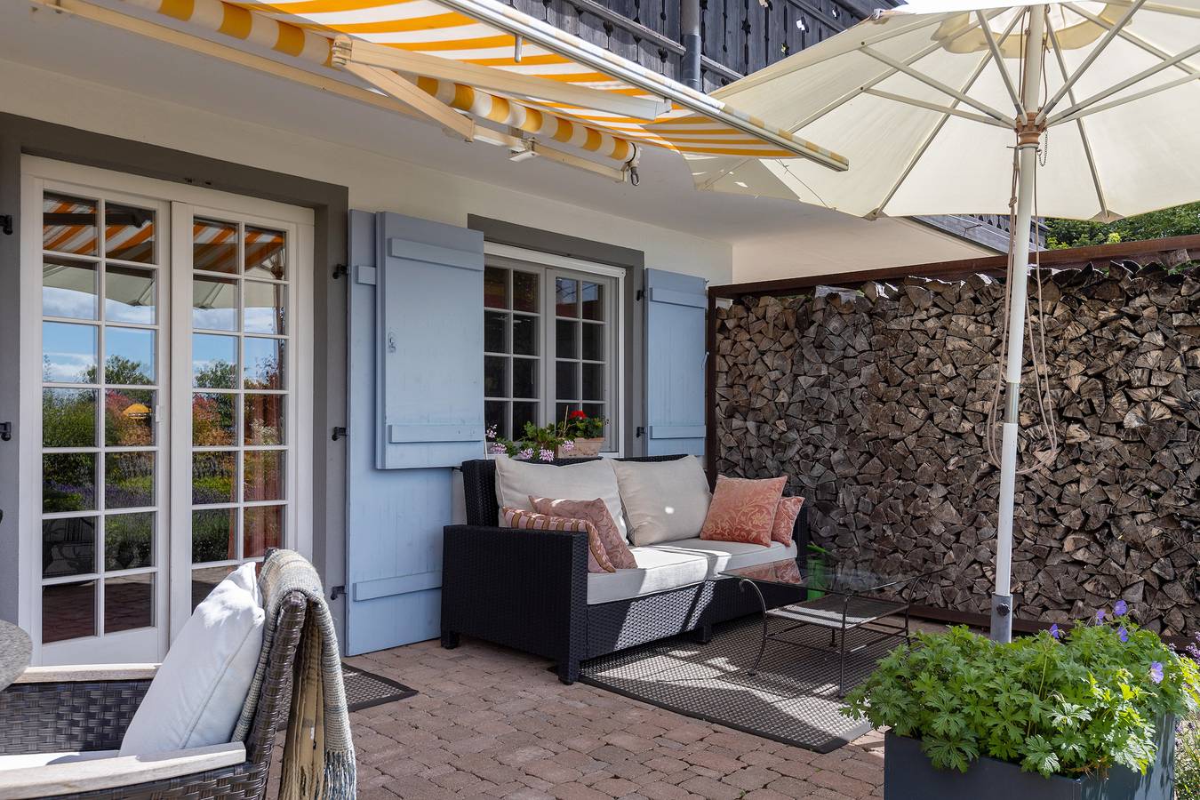 Ganze Wohnung, Ferienwohnung 'Garden Suite' mit Bergblick, privater Terrasse und Wi-Fi in Höchenschwand, Südschwarzwald