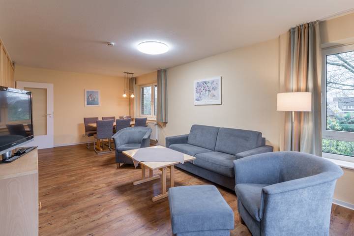 Ferienwohnung für 4 Personen, mit Balkon und Garten - 1