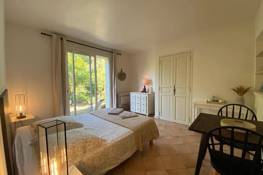 Room for rent 40 meters from the sea in Six-Fours-les-Plages, Region de Toulon