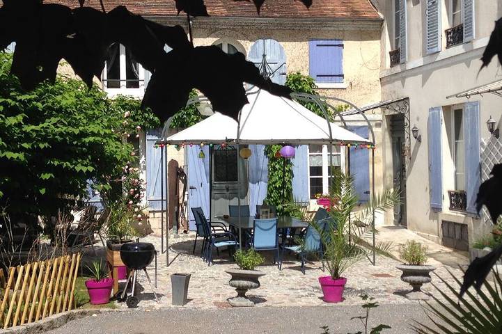 Chambre d’hôte pour 2 personnes, avec Terrasse et Jardin à Plailly
