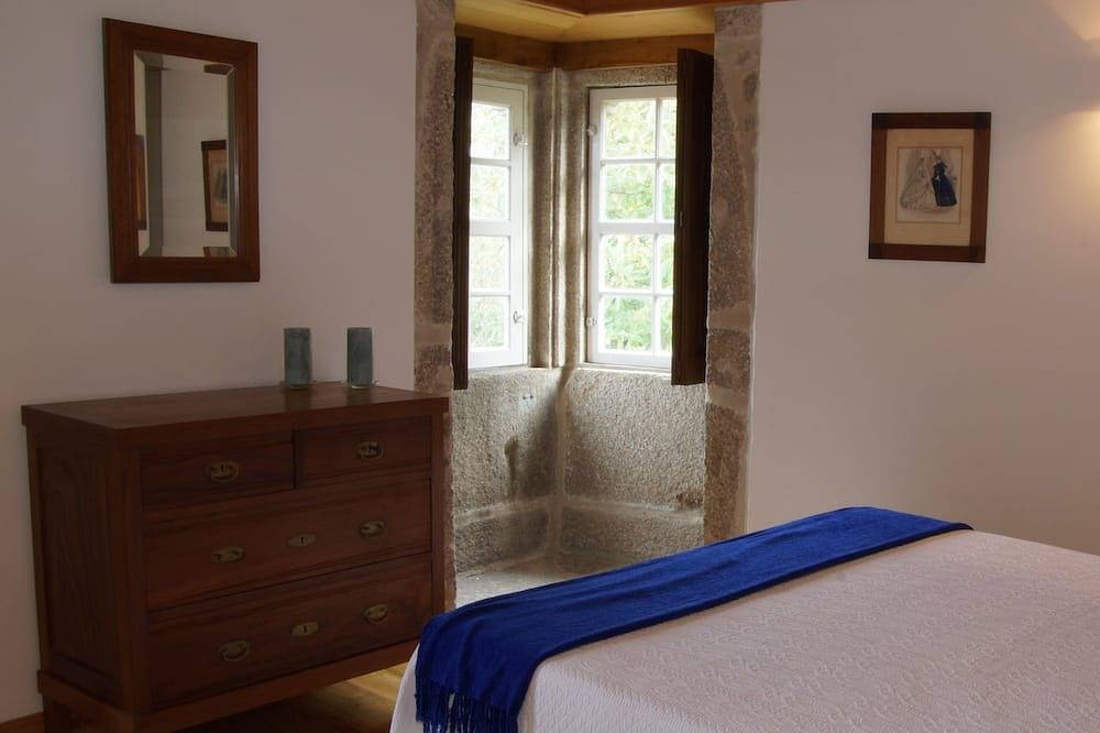 Marvelous 8 bedroom manor house with private pool (up to 12 rooms) in Cabeceiras de Basto (Cidade), Distrito de Braga