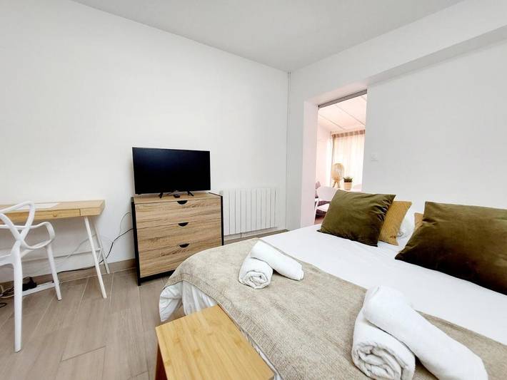 Gîte pour 2 personnes, avec terrasse à Odos - 2