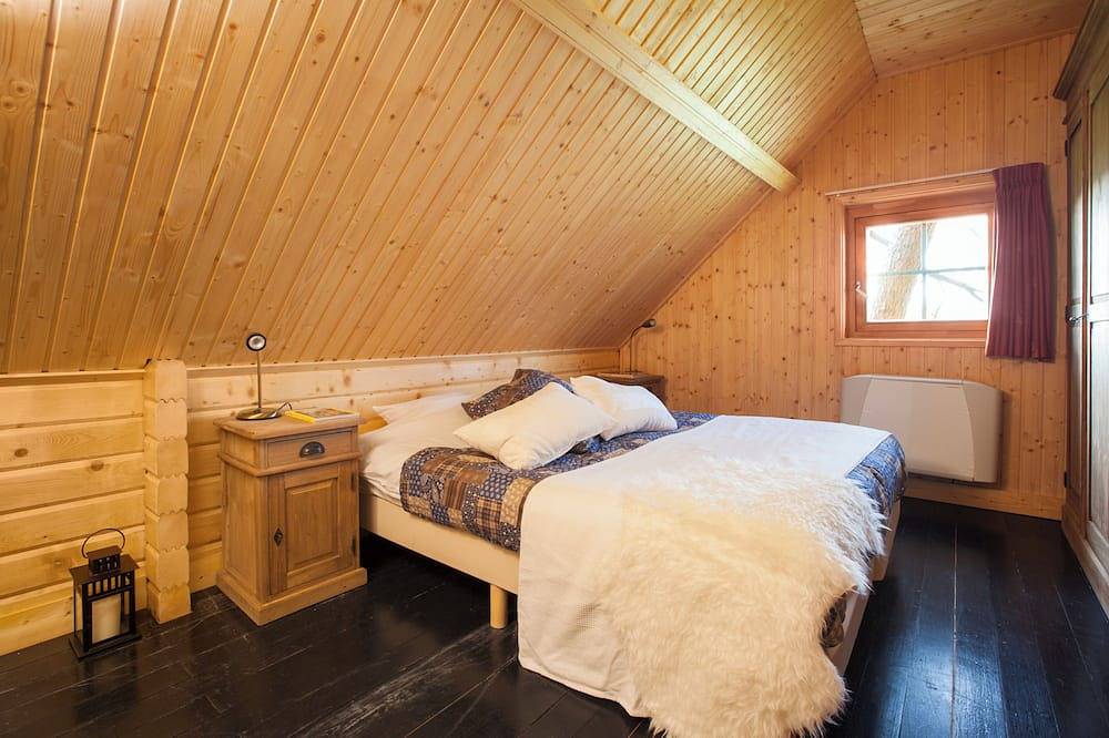 Cozy Swedish group home in forest with private parking in Soest (Niederlande), Utrecht und Umgebung