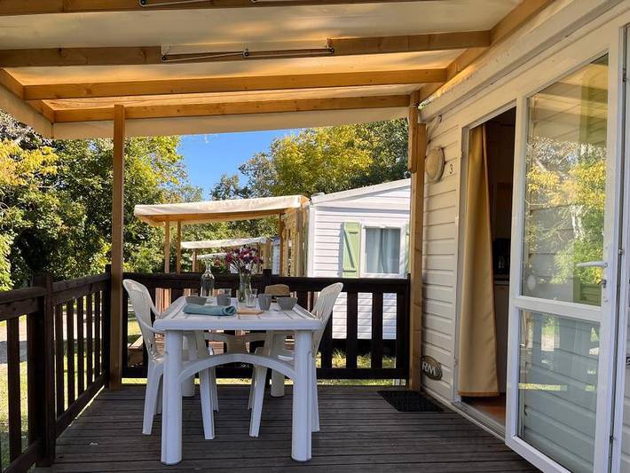 Camping de La Croze - Mobilhome 4 personnes - Loisirs in Châtel-Guyon, Parc naturel régional des Volcans d'Auvergne
