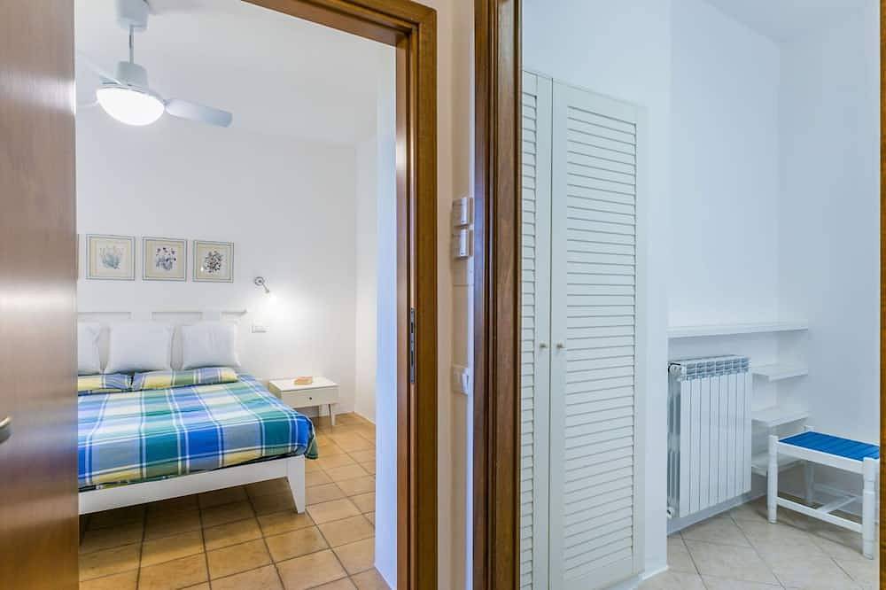 Entire apartment, Lovely apartment for 6 people with Wifi, Tv and balcony in Etruscan Coast