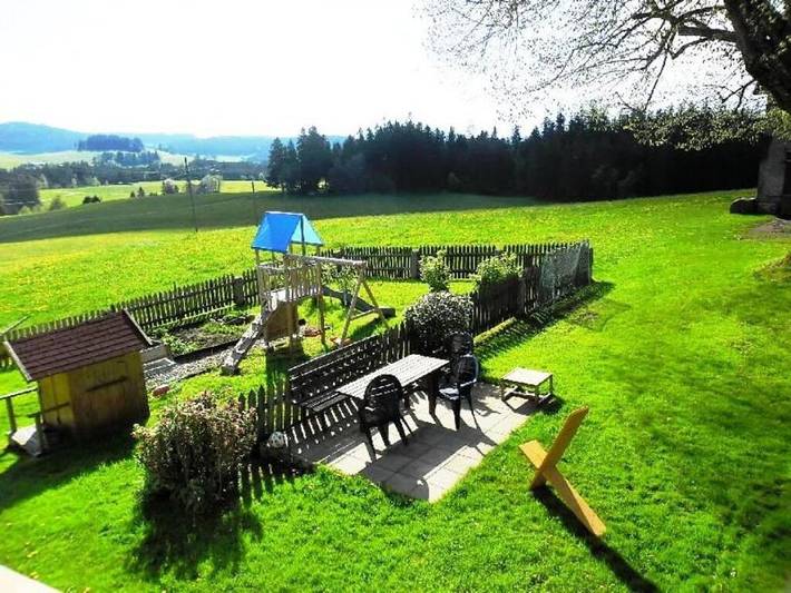 Ferienhaus für 4 Personen, mit Balkon und Garten - 1