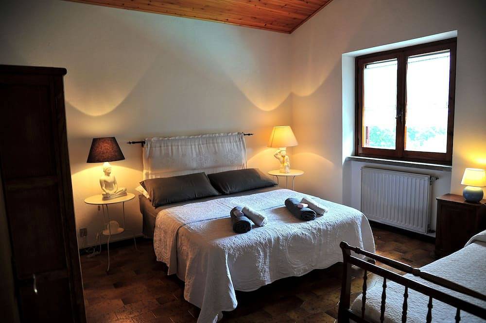 Country villa, outdoor holiday, cooking class,walking & biking. Bracciano- Rome in Manziana, Lac de Bracciano