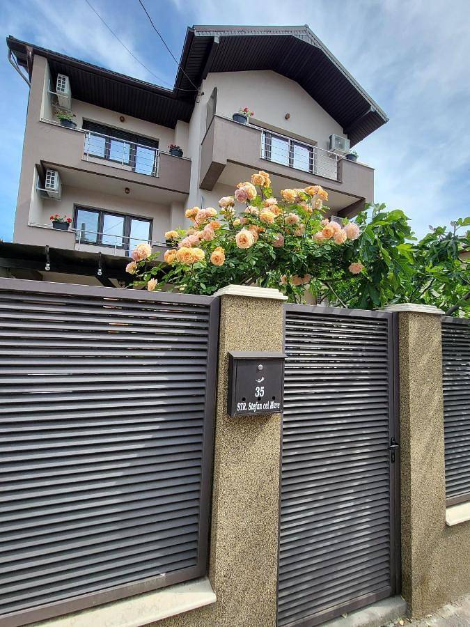 Gästehaus für 4 Personen, mit Whirlpool und Garten - 1