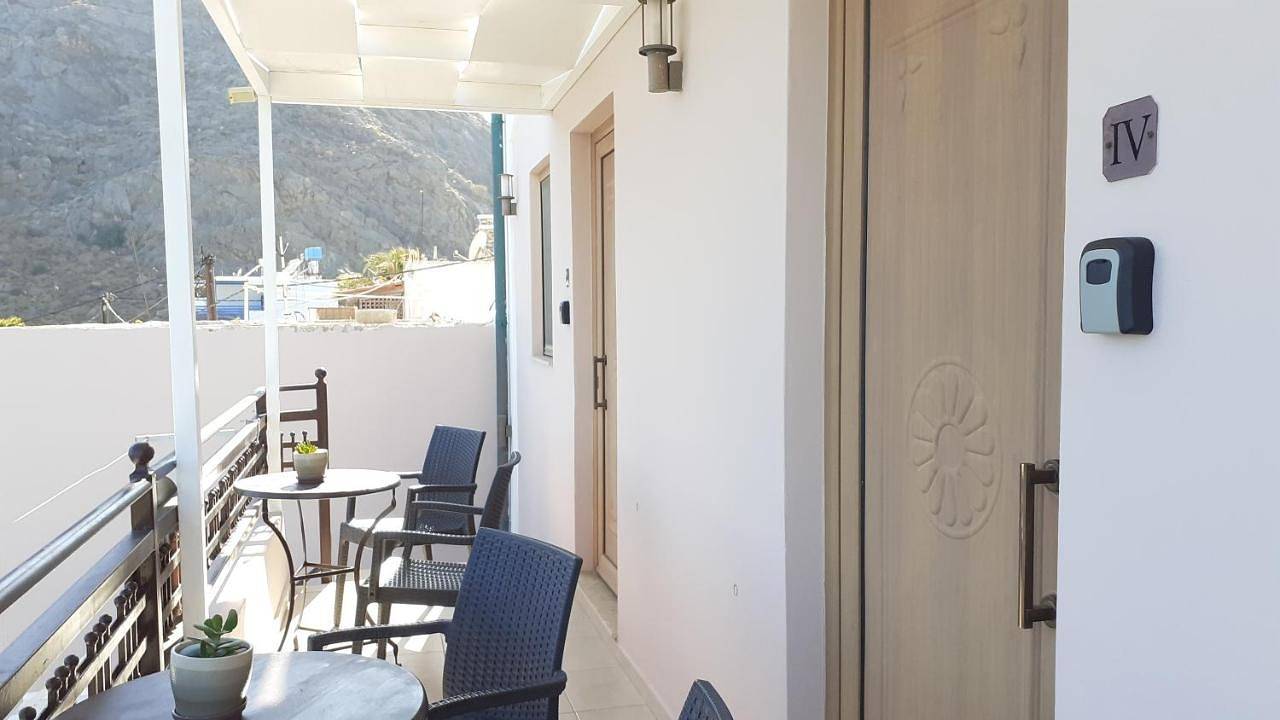 Appartement entier, Double Room with Balcony and Sea View in Région d'Iraklio-Héraklion
