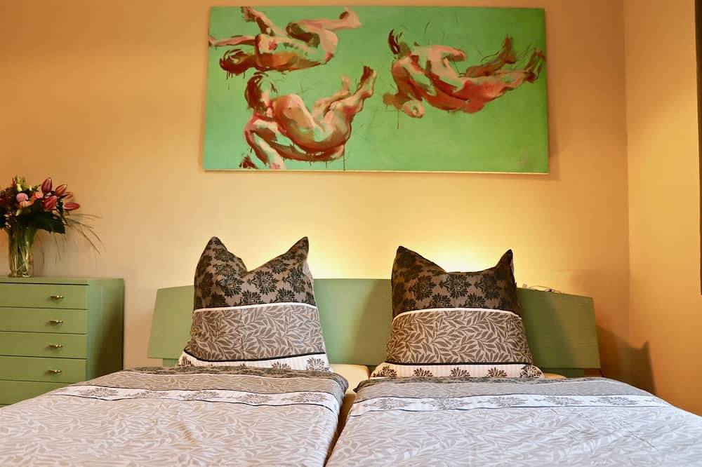 Apartamento entero, Spacious 200 sqm apartment in villa with garden and Wifi in wonderful Dresden in Loschwitz, Dresde