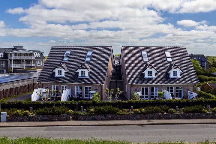 Gemütliche Doppelhaushälfte in bester Strandlage direkt am Deich in St. Peter-Ording, Eiderstedt