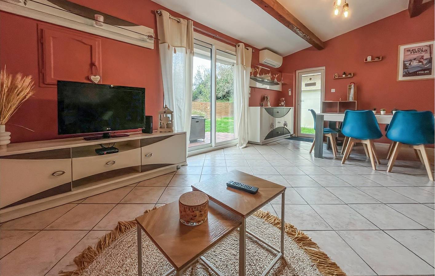 Modernes Apartment mit Pool und WLAN | In der Nähe des Stadtzentrums von Sernhac in Sernhac, Nimes und Umgebung