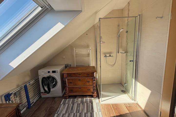 Ganze Wohnung, Ferienwohnung am Arendsee mit Balkon (Seenähe, sehr ruhige Lage in Schrampe, Arendsee