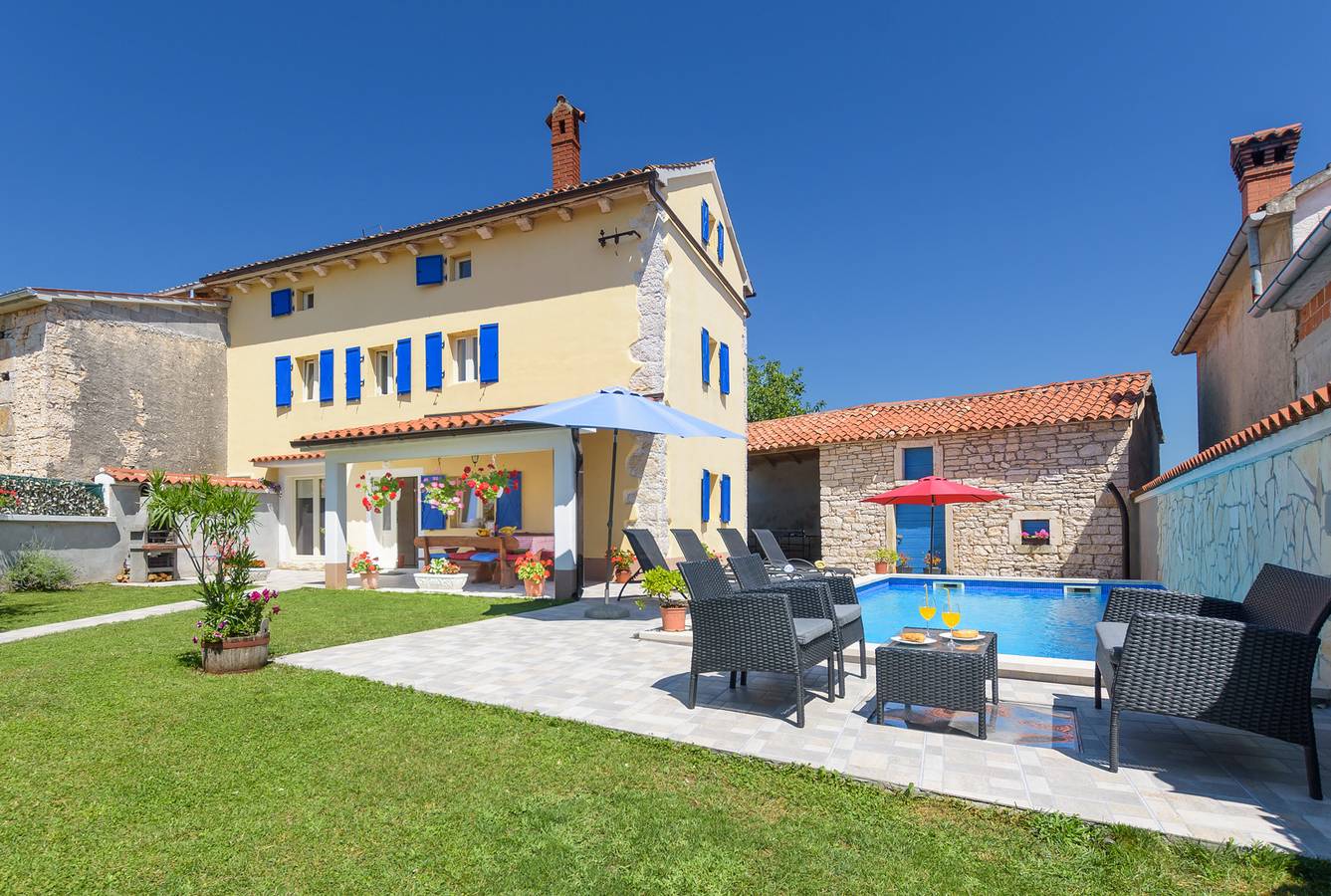 Villa Mikula-Žminj in Žminj, Central Istria