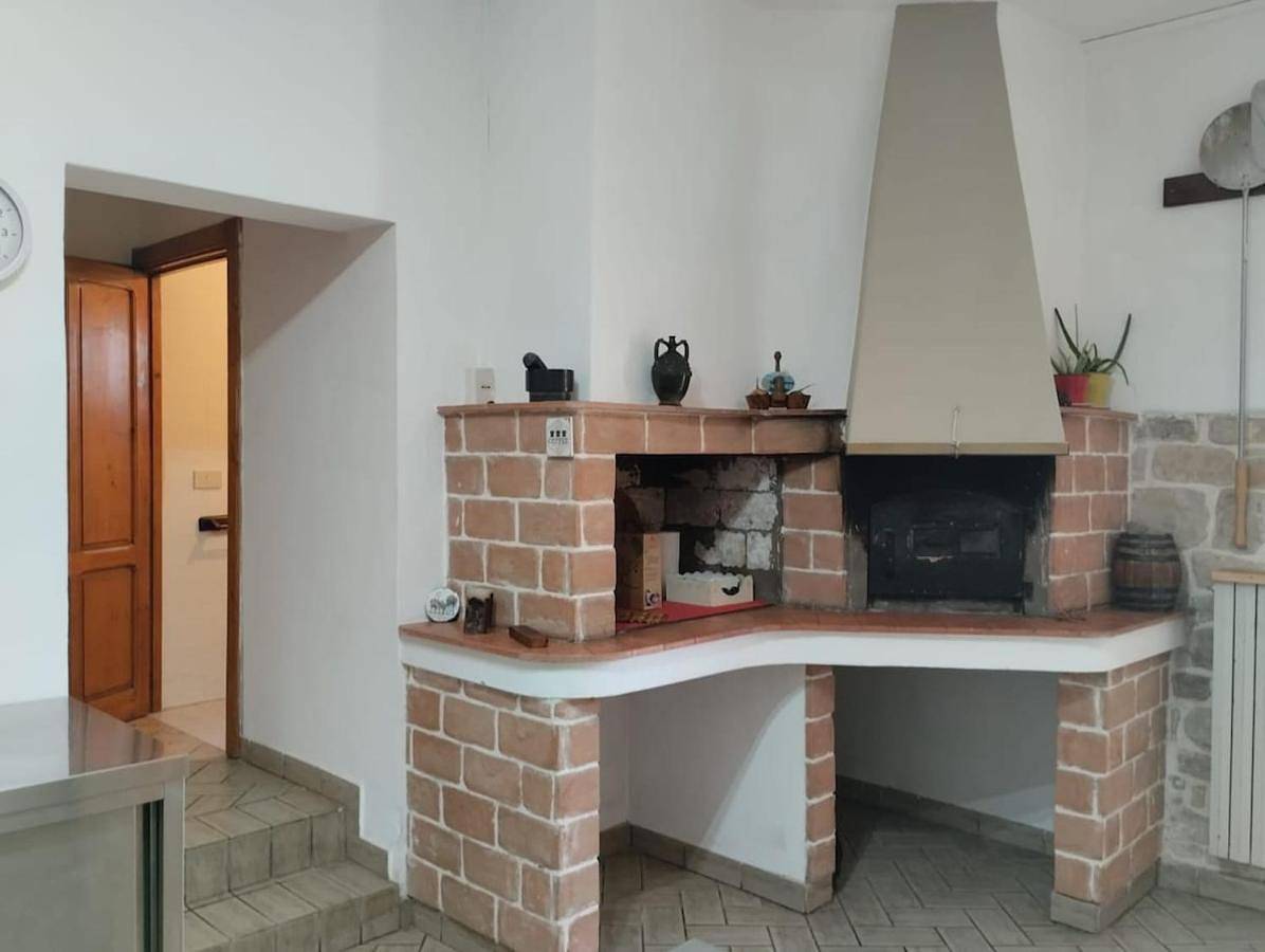 Agriturismo Le Terre d'Abruzzo Country House in Alanno, Provincia di Pescara