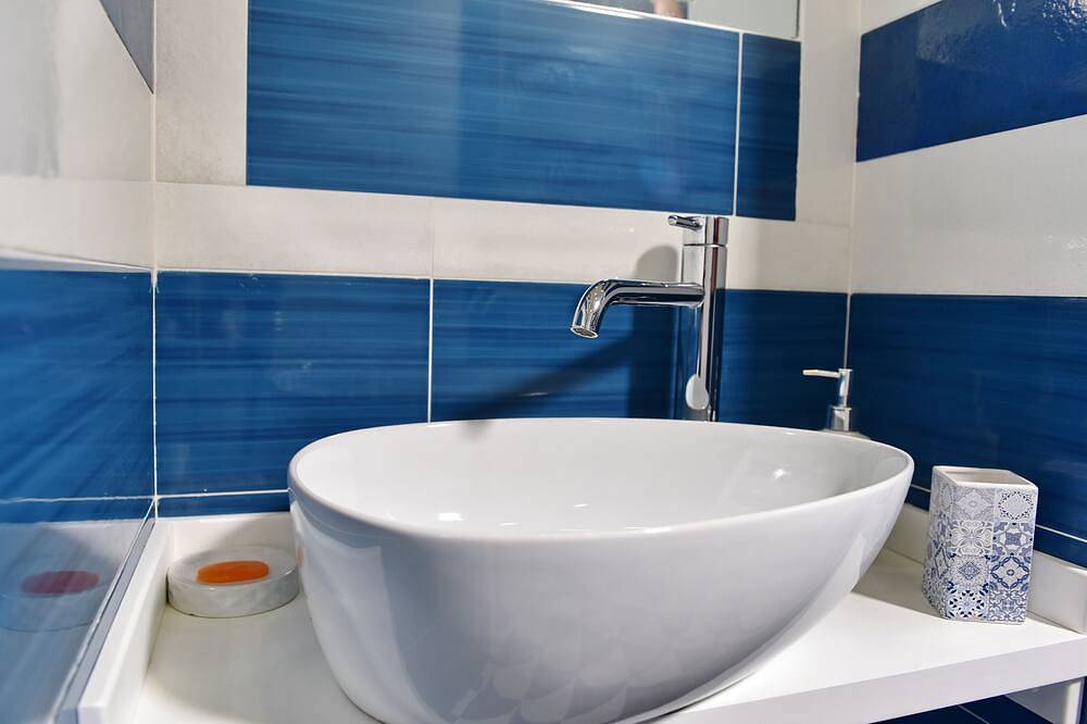 Entire apartment, Felice 1 with private terrace and sea view in Castellabate, Cilento