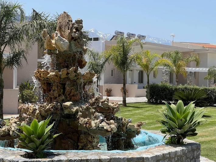 Appart’hôtel pour 2 personnes, avec vue et jardin