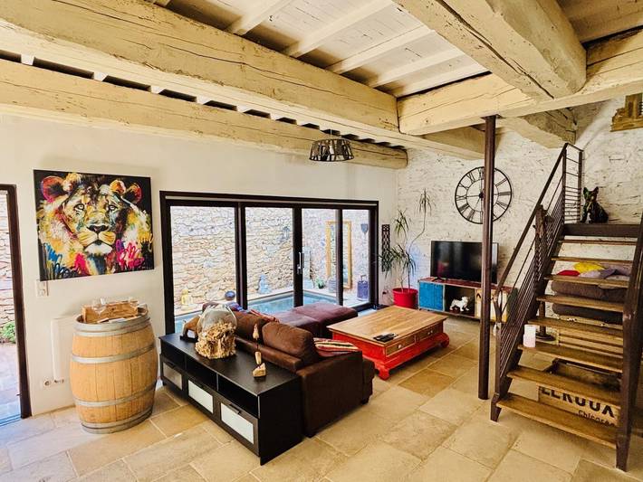 Location de vacances pour 5 personnes, avec Terrasse et Piscine à Olonzac