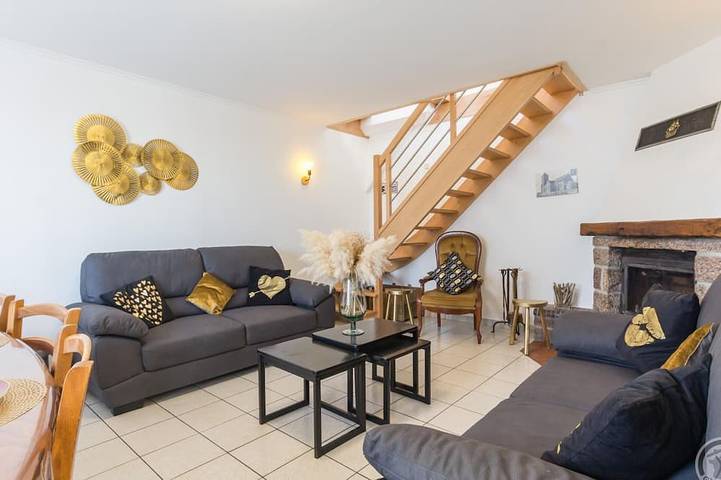 Gîte pour 8 personnes, avec jardin, animaux acceptés