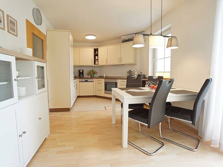 Ferienwohnung für 4 Personen, mit Balkon und Terrasse in Bansin - 3