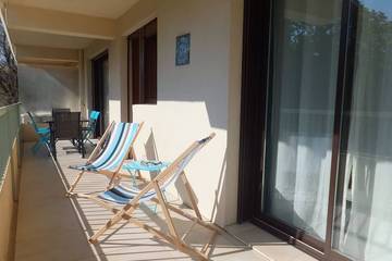 Gîte pour 4 personnes, avec terrasse dans Plage Mar Vivo