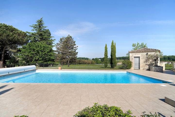 La Maison – Gran casa de encanto con piscina y jardín arbolado in Villeneuve-de-Duras, Región de Marmande