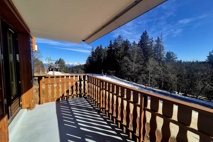 Gîte pour 4 personnes, avec terrasse, adapté aux familles dans Le Revard - 3