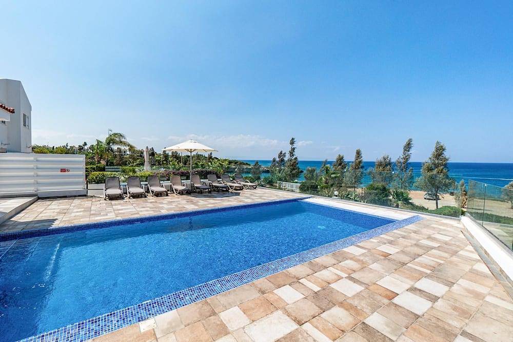 Casa vacanza a Kapari a partire da 449€ a notte