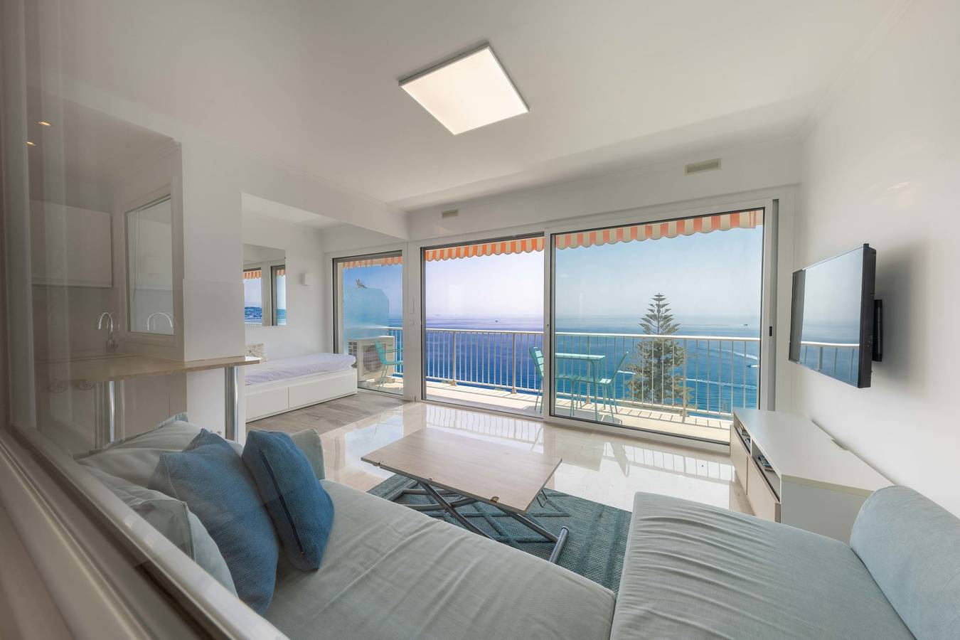 Geheel appartement, Vakantieappartement voor 3 personen met balkon in Nice, Nice en omgeving