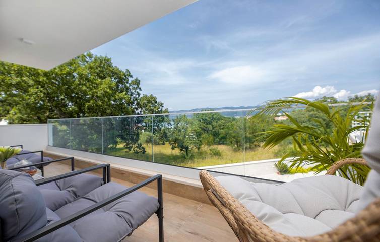 Villa pour 6 personnes, avec terrasse et jardin à Klimno - 2