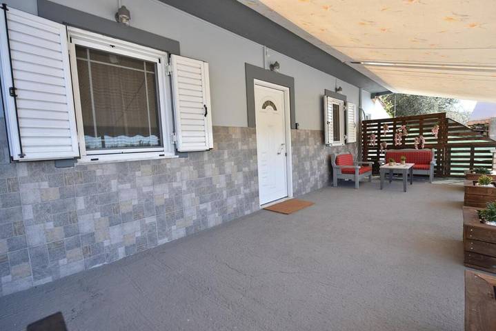 Gîte pour 4 personnes, avec terrasse et vue, adapté aux familles à Arta - 4