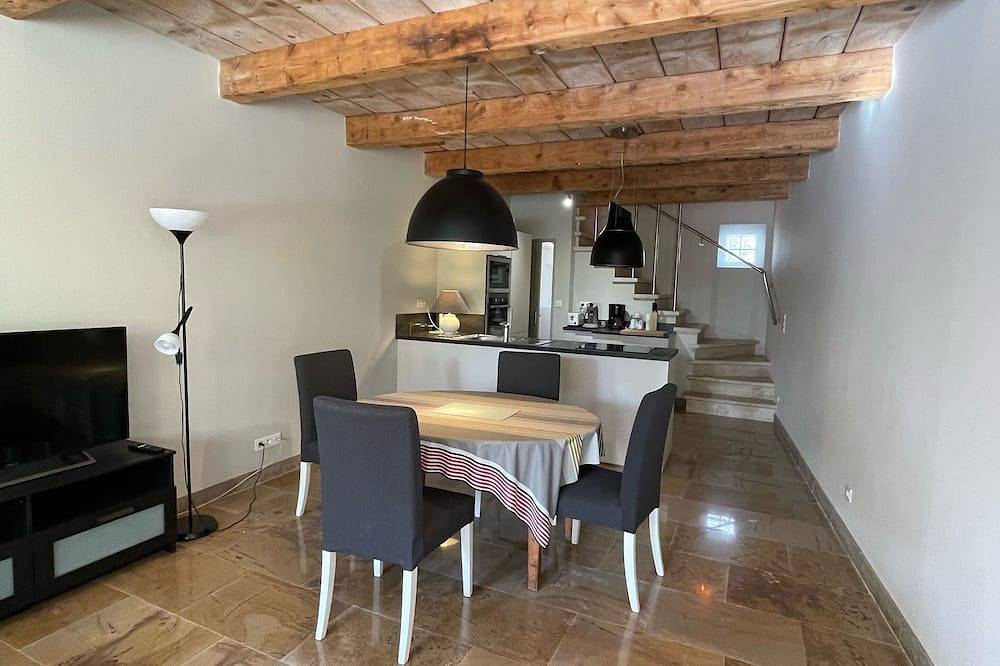 House in the heart of the village with swimming pool in Maussane-les-Alpilles, Arles und Umgebung