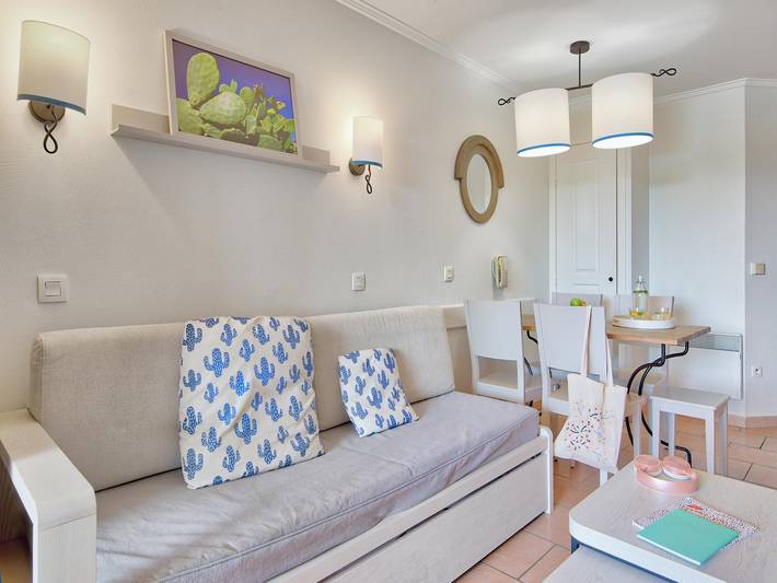 Apartamento de vacaciones para 4 personas, con balcón/terraza además de piscina y jacuzzi, Se admiten mascotas - 1