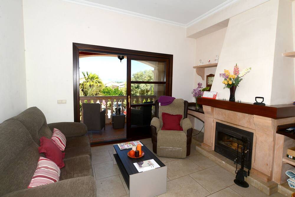 Casa Señorial En Sineu Ideal Ciclistas   Garage Para Bicicletas.Piscina salina in Sineu, Interior de Mallorca