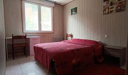 Location de vacances pour 2 personnes, avec terrasse et jardin à Saint-Amans-Soult