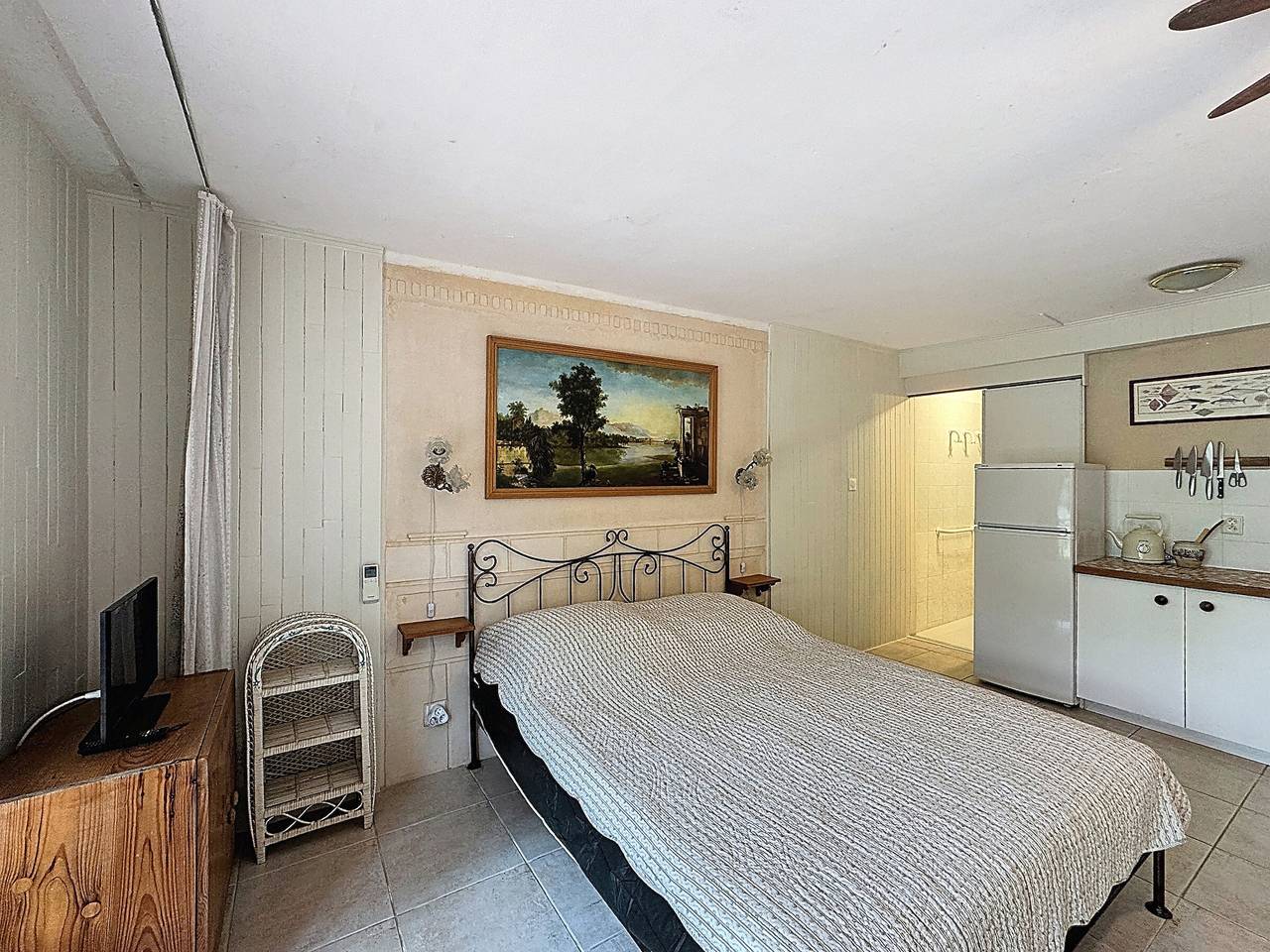 Entire studio, Studio for 2 in Saintes-Maries-de-la-Mer, near beach and village, quiet garden in Saintes-Maries-de-la-Mer, Arles region