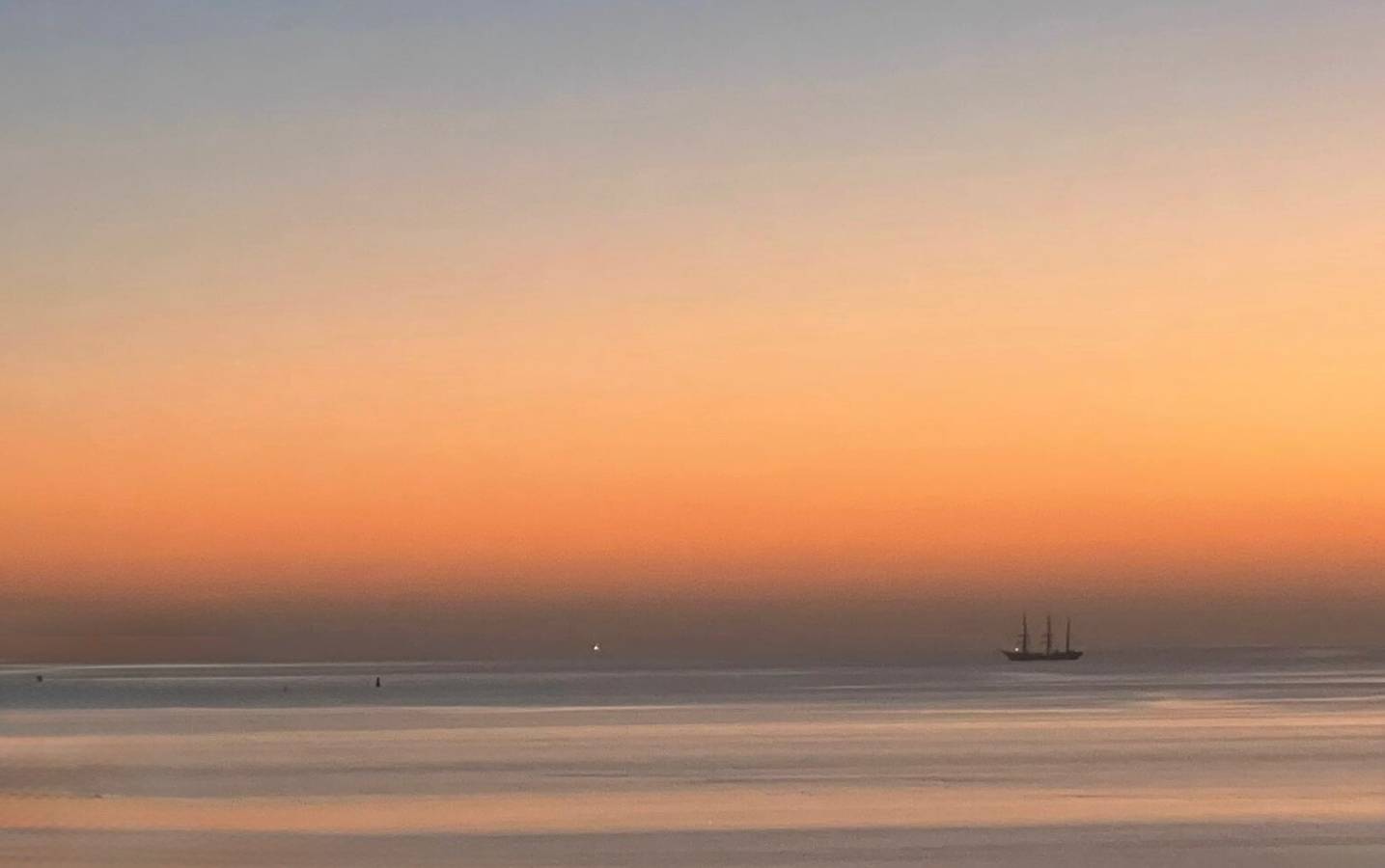 Appartement entier, Appartement au bord de la mer avec vue sur la mer, balcon et Wi-Fi. in Sierksdorf, Holstein de l'Est