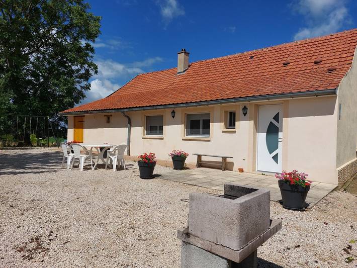 Gîte pour 4 personnes, avec jardin