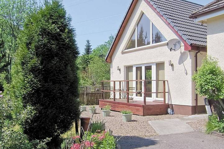 Log cabin for 2 people, with balcony in Ben Nevis