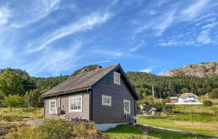 Ferienhaus für 2 Personen, mit Garten, mit Haustier in Nördliches Fjordnorwegen