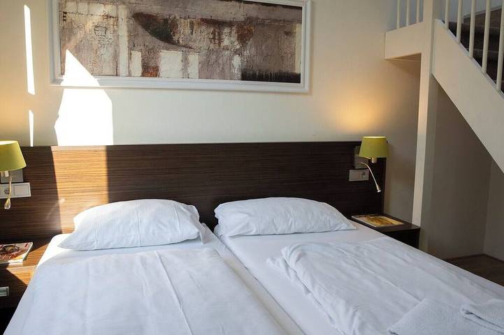 Ferienhaus für 6 Personen, mit Balkon und Sauna in Heimbach - 3