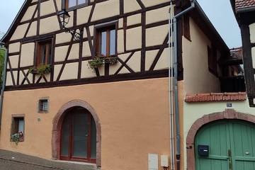 Gîte pour 8 personnes, avec terrasse à Niedermorschwihr