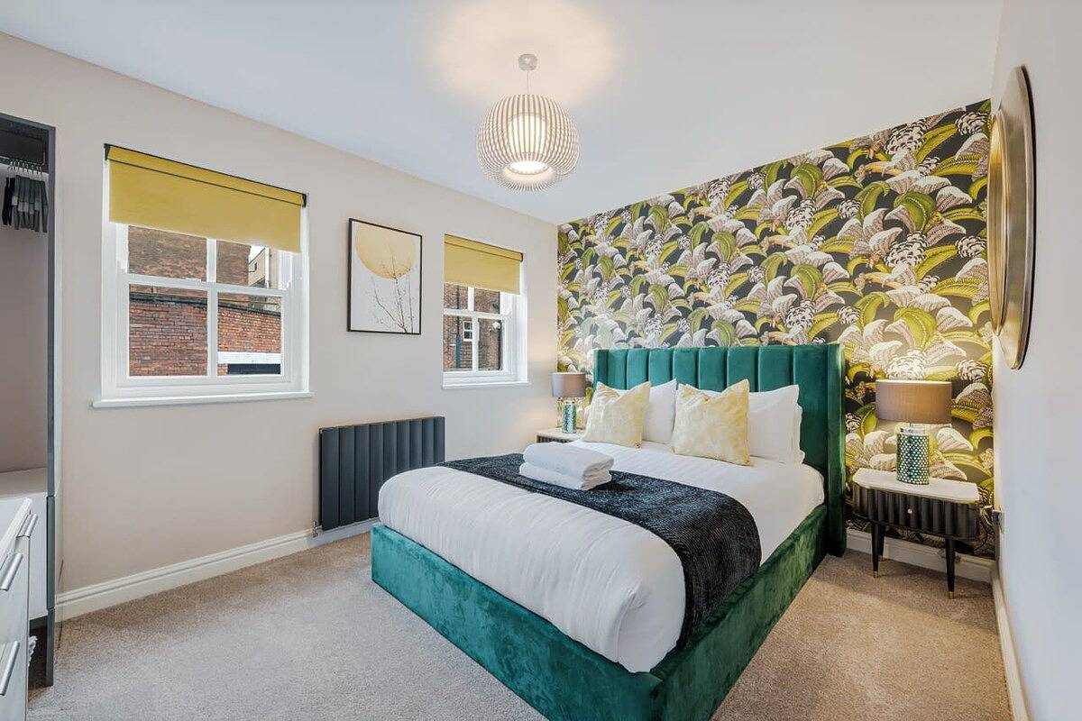 Host & Stay | The Pilgrim Coach House Ii in Liverpool, Merseyside